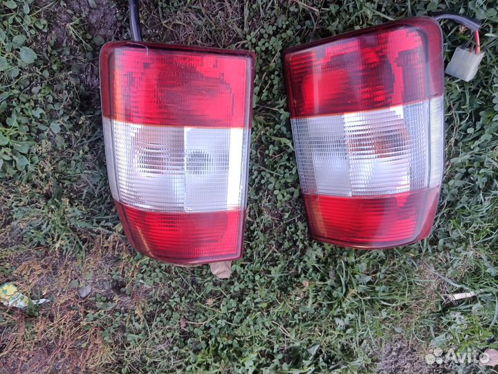 Задние фонари на УАЗ Патриот