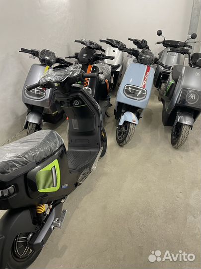 Электроскутер NIU MQi Sport новый