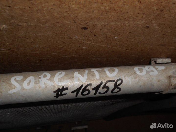 Конденсер (радиатор кондиционера) Kia Sorento