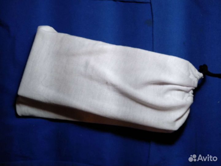 Старинная деревянная шкатулка