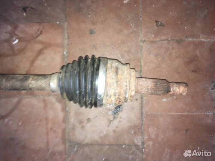 Вал приводной (Полуось) передний правый Mitsubishi