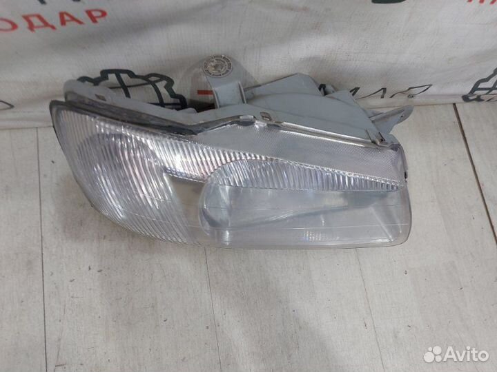Фара правая передняя правая Hyundai Accent 2 LC до