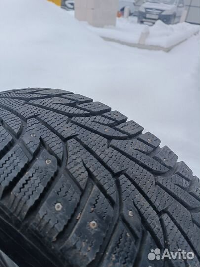 Hankook Winter I'Pike RS W419 215/65 R16 98T