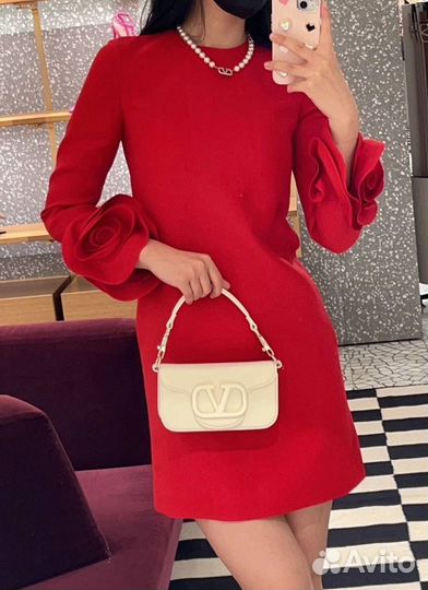 Стильное вечернее платье