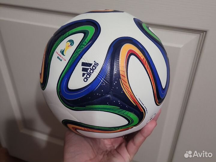 Adidas Brazuca официальный мяч 2014 World Cup