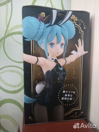 Аниме фигурка оригинал Хатсуне Мику