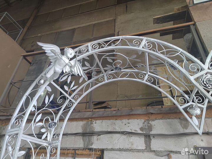 Арка садовая металлическая