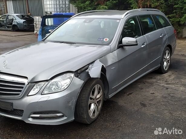 Петля для mercedes-benz E-Class (W212/C207)