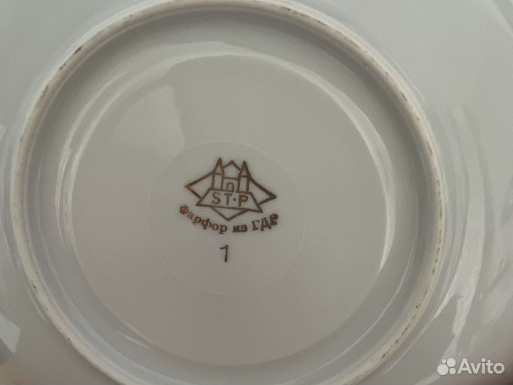 Фарфоровая посуда от сервиса Мадонна, гдр