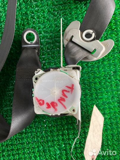 Ремень безопасности прав. зад. Toyota Tundra