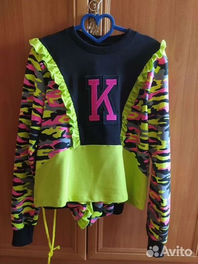 Спортивный костюм женский