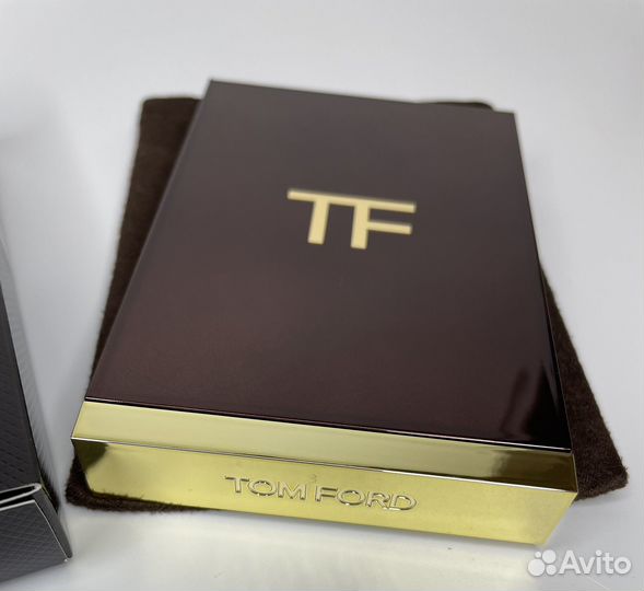 TOM ford пудра-хайлайтер