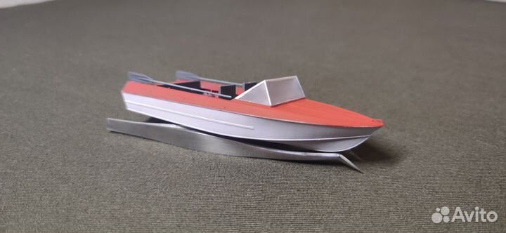 Сборная модель-копия лодки 