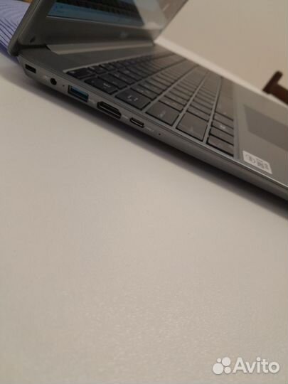 Ноутбук Haier i1500SM 15.6 новый