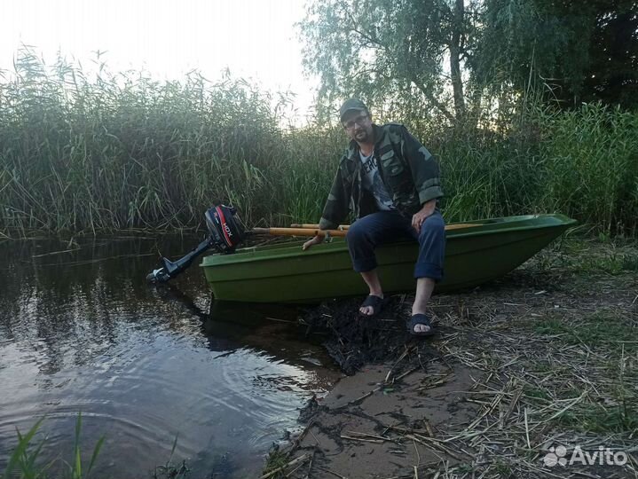 Лодка с мотором