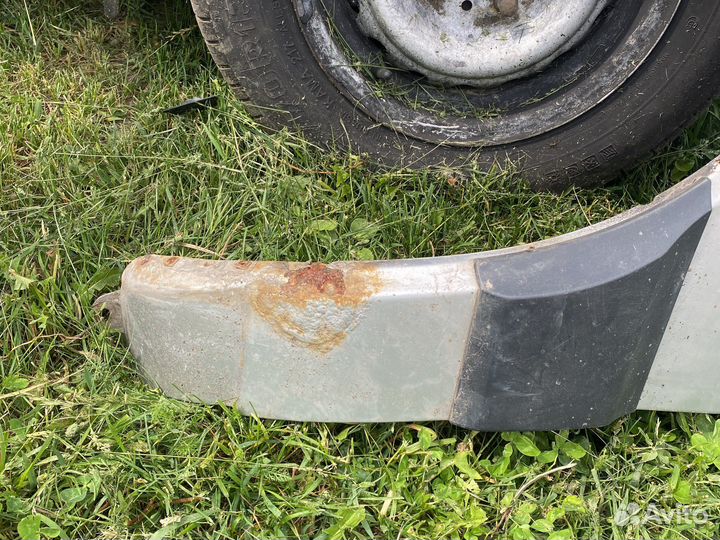 Chevrolet niva крыло