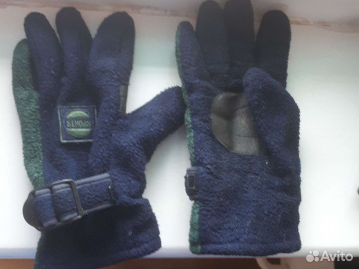 Варежки перчатки тапочки