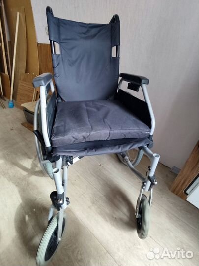 Коляска инвалидная