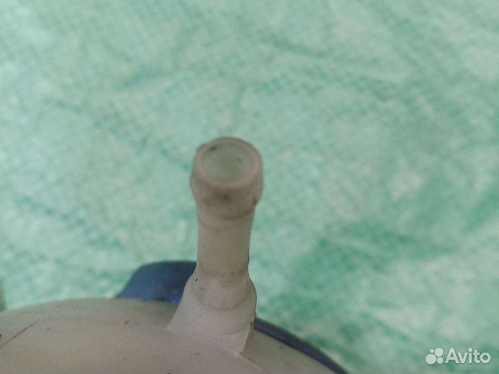 Расширительный бачок Volkswagen Passat B3