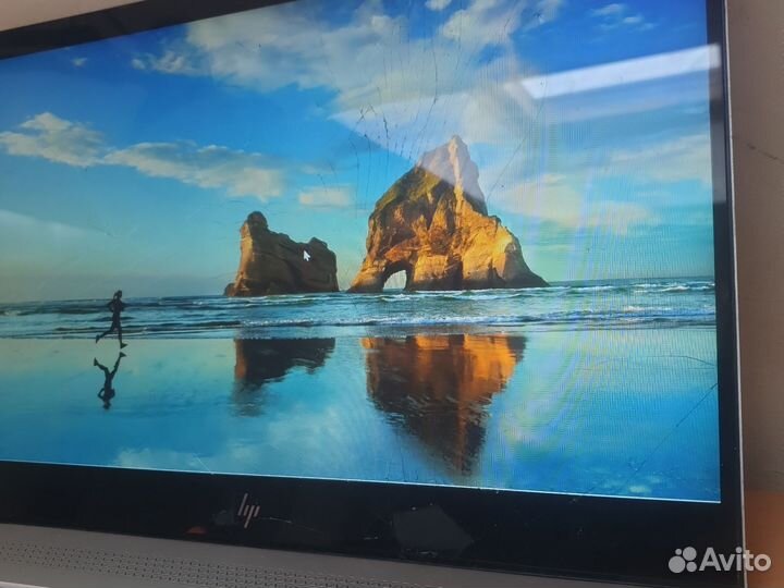 HP envy 13 i5 8250u ssd512/8gb nvidia mx150