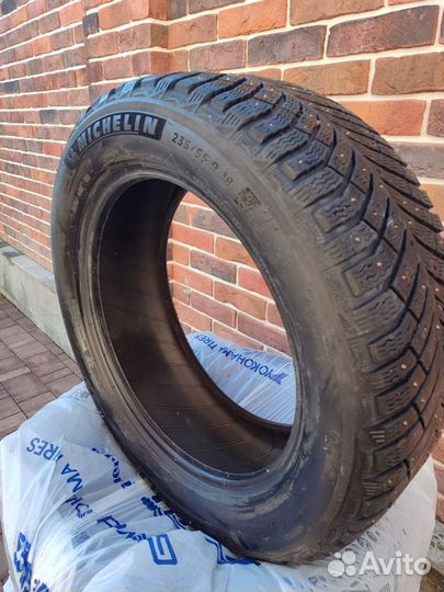 Michelin X-Ice North 4 235/55 R18 104