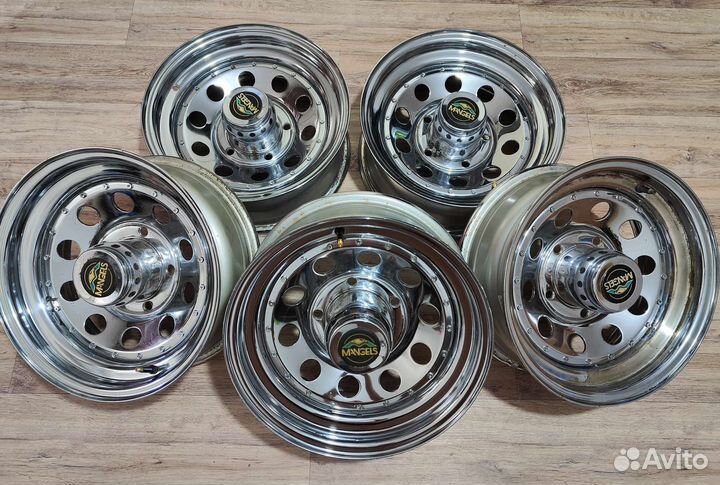 Mangels R15. 5х139,7 пять дисков Нива, УАЗ, волга