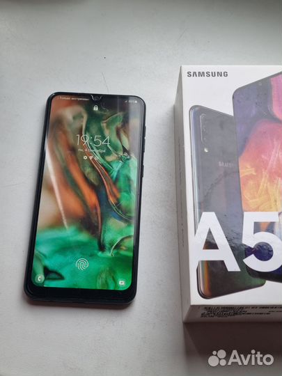 Телефон Samsung a50