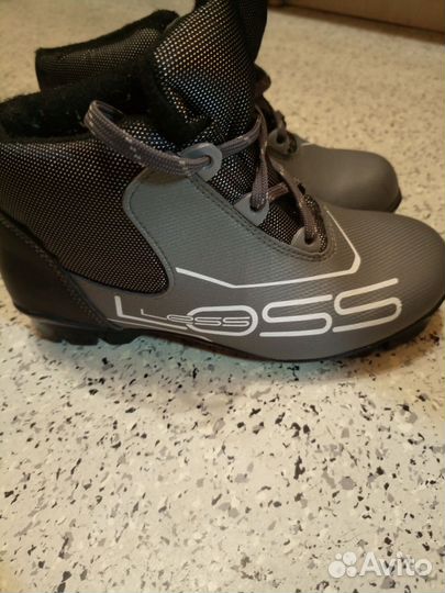 Лыжные ботинки less loss 36р