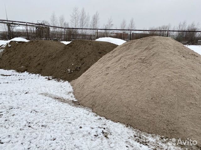 Пескосоляная смесь. Площадка для хранения пескосоляной смеси. Площадка пескосоляной смеси. Фото пескосоляной смеси Кашира.