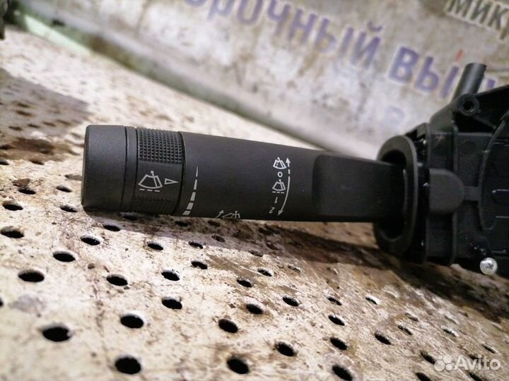 Переключатель подрулевой Chevrolet Aveo T300