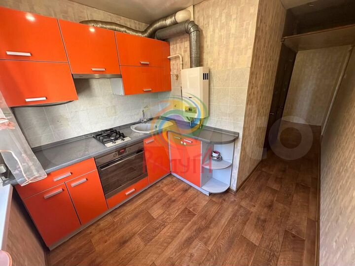 3-к. квартира, 50 м², 5/5 эт.