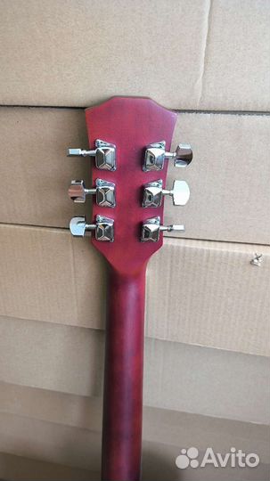 Акустическая гитара