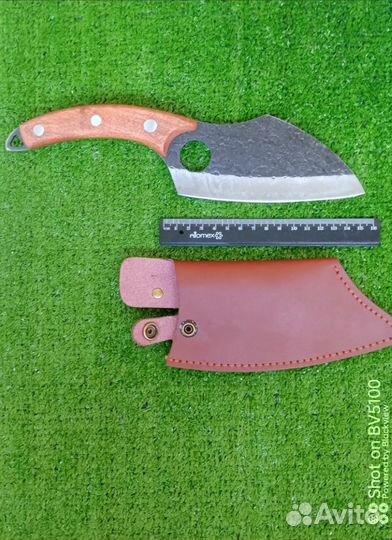 Нож-топорик в чехле