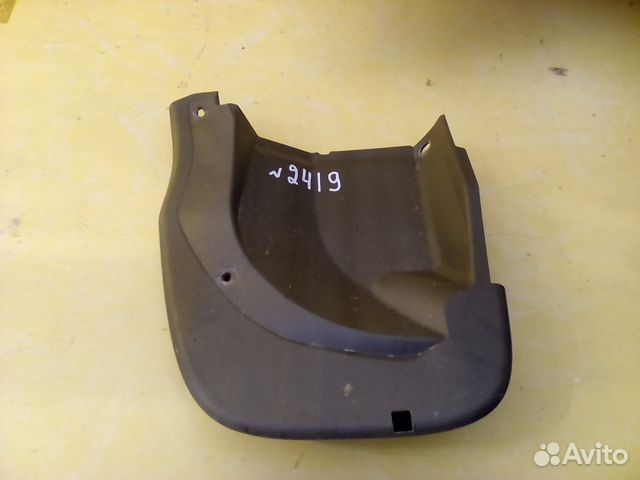 Honda CR-V Брызговик правый задний