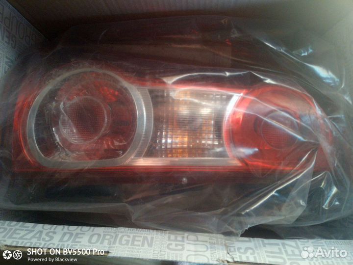 Фонарь задний