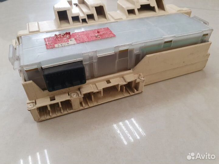 Блок предохранителей Mazda 626 GE FP 1996