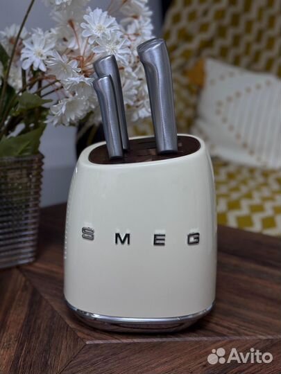 Кухонные ножи Smeg