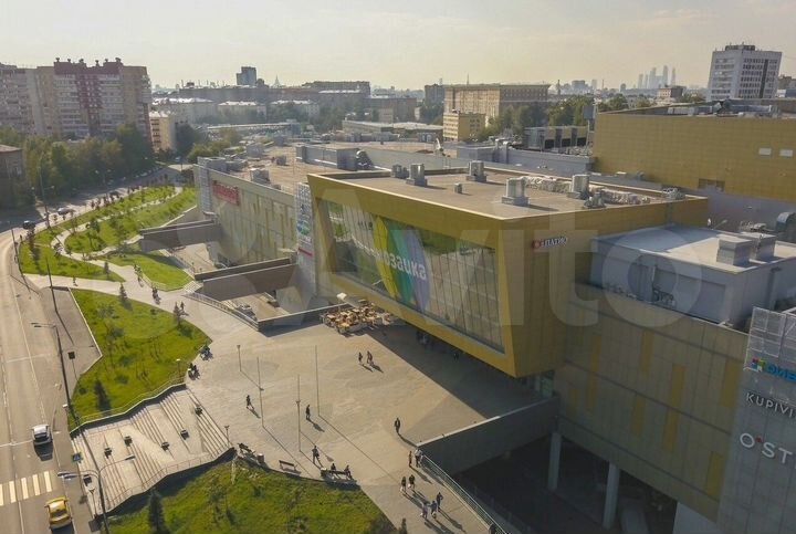 Торговые места.Проходимость хорошая