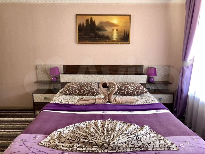 2-к. квартира, 53 м², 3/3 эт.