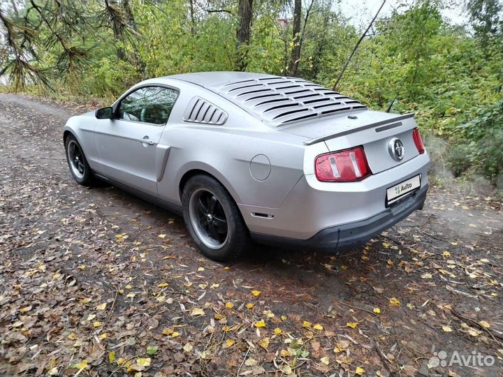 Ford Mustang 4.0 AT, 2009, 200 000 км
