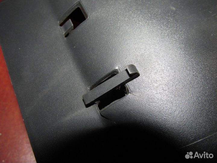 Кожух рулевой колонки нижний (Skoda Yeti)