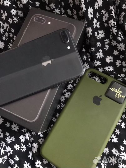 iPhone 8 Plus, 64 ГБ