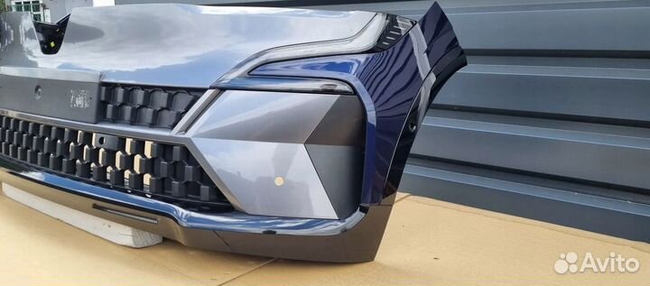 Renault Megane бампер E-tech 2022