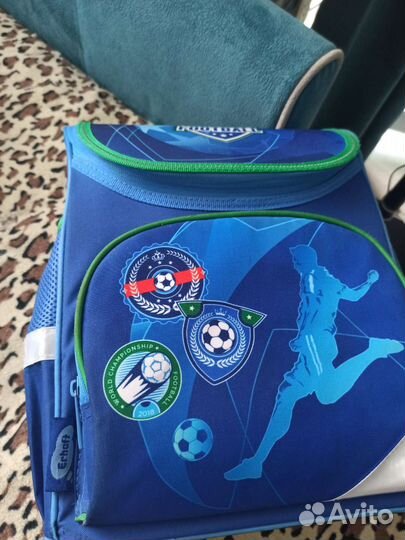 Школьный рюкзак