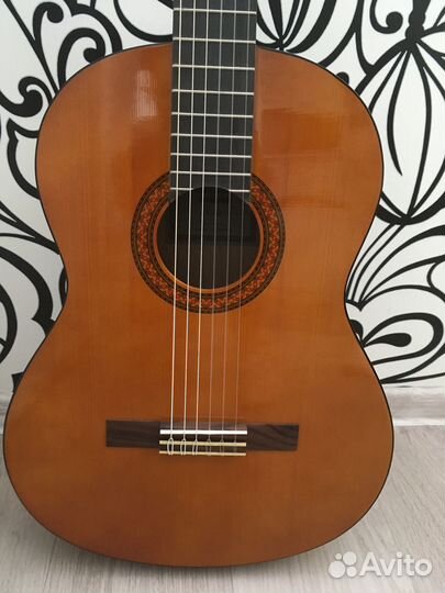 Классическая гитара yamaha C40 с чехлом