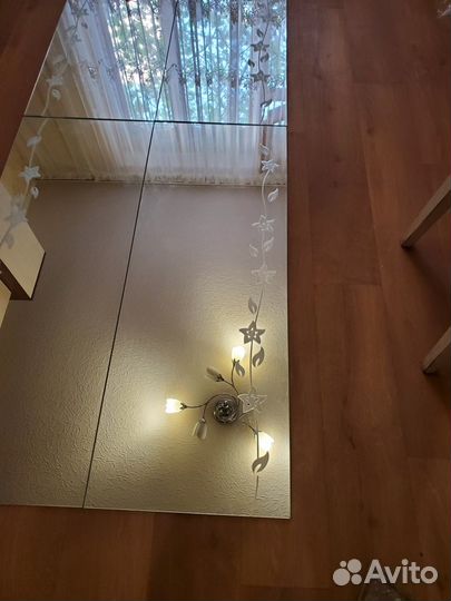 Зеркальное панно