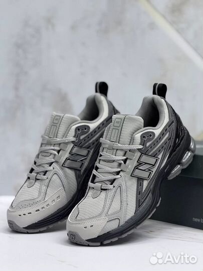 Кроссовки New Balance 1906