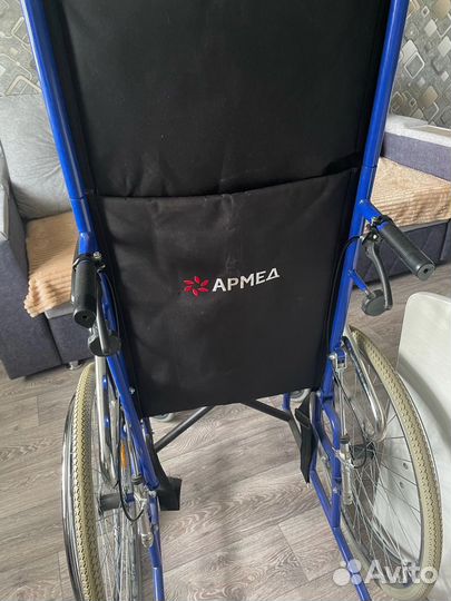 Кресло коляска для инвалидов