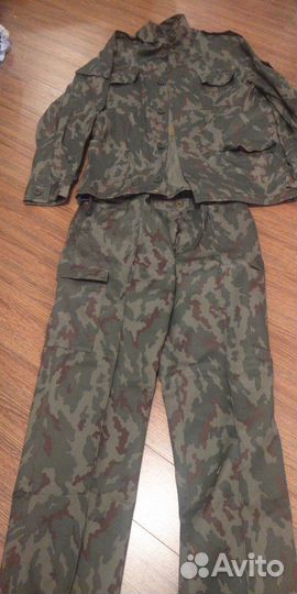 Камуфлированный костюм