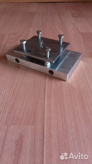 Нагреватель пресса горячего тиснения на коже